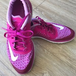 Pink NIKE FITSOLE Training Shoes
